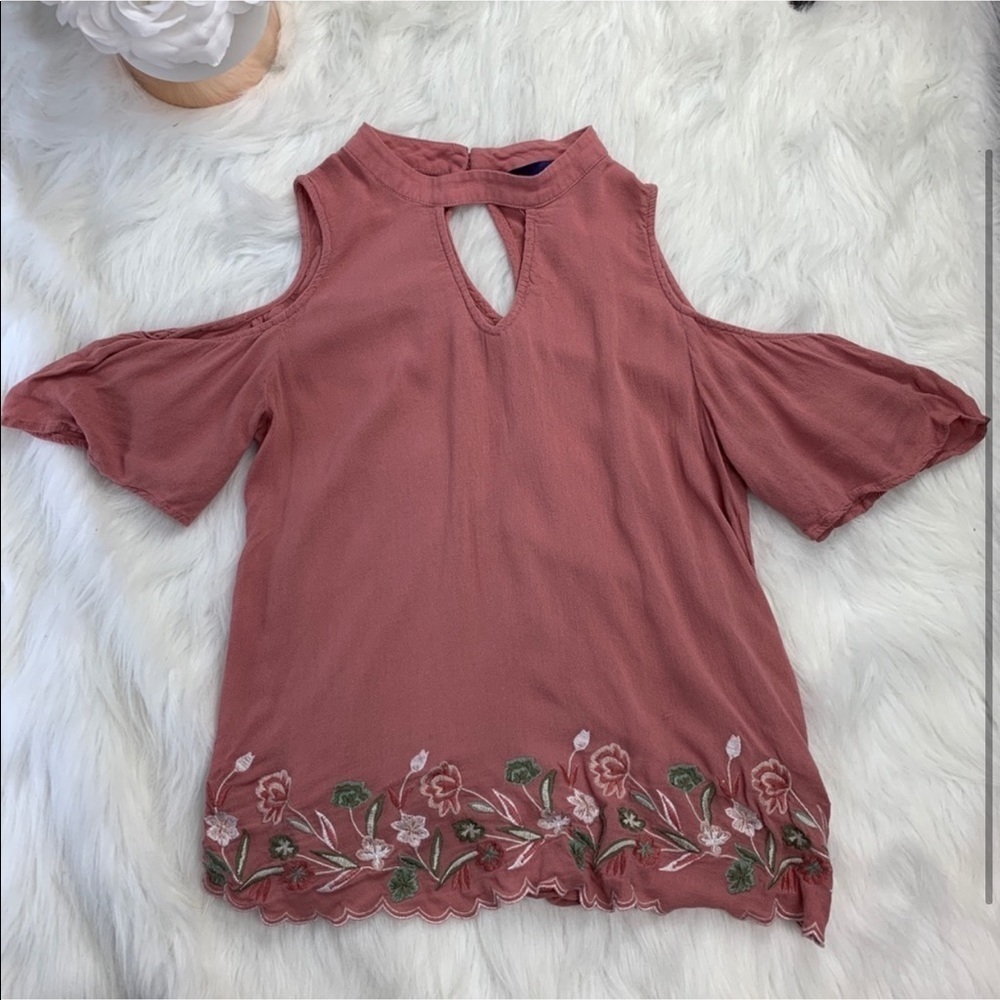 Francescas Pink Embroidered Cold Shoulder Top - Picture 3 of 3